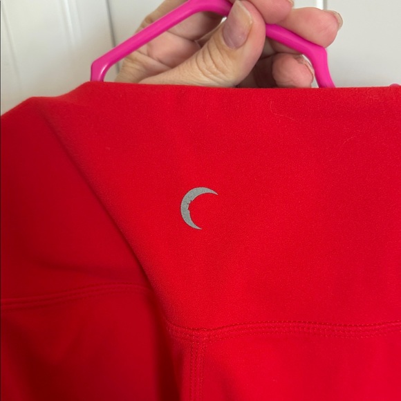 Red Unity Leggings - Picture 2 of 2